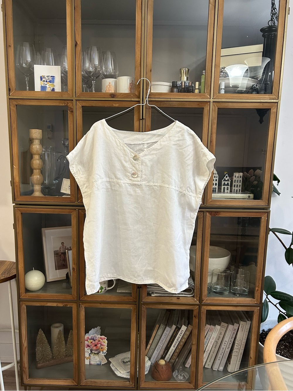 White Linen Button-Front Short Sleeve Top